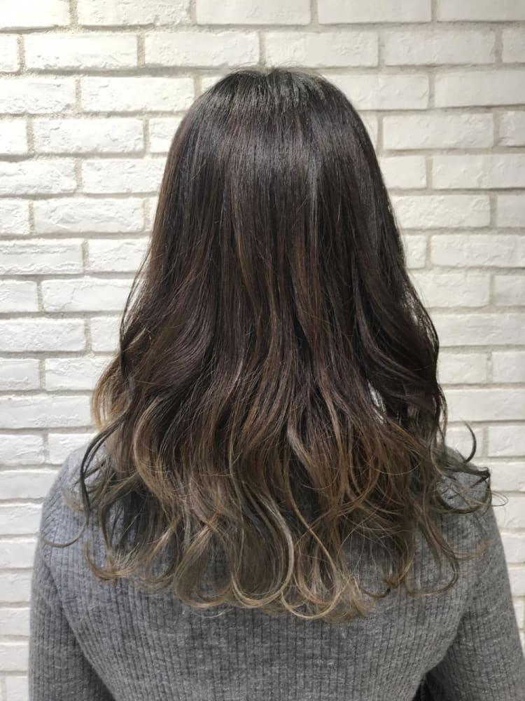 ミルクティーブルージュ グラデーションカラー ヘアカタログ Ash 戸田公園店 花木 洋斗 ヘアサロン 美容院 Ash オフィシャルサイト