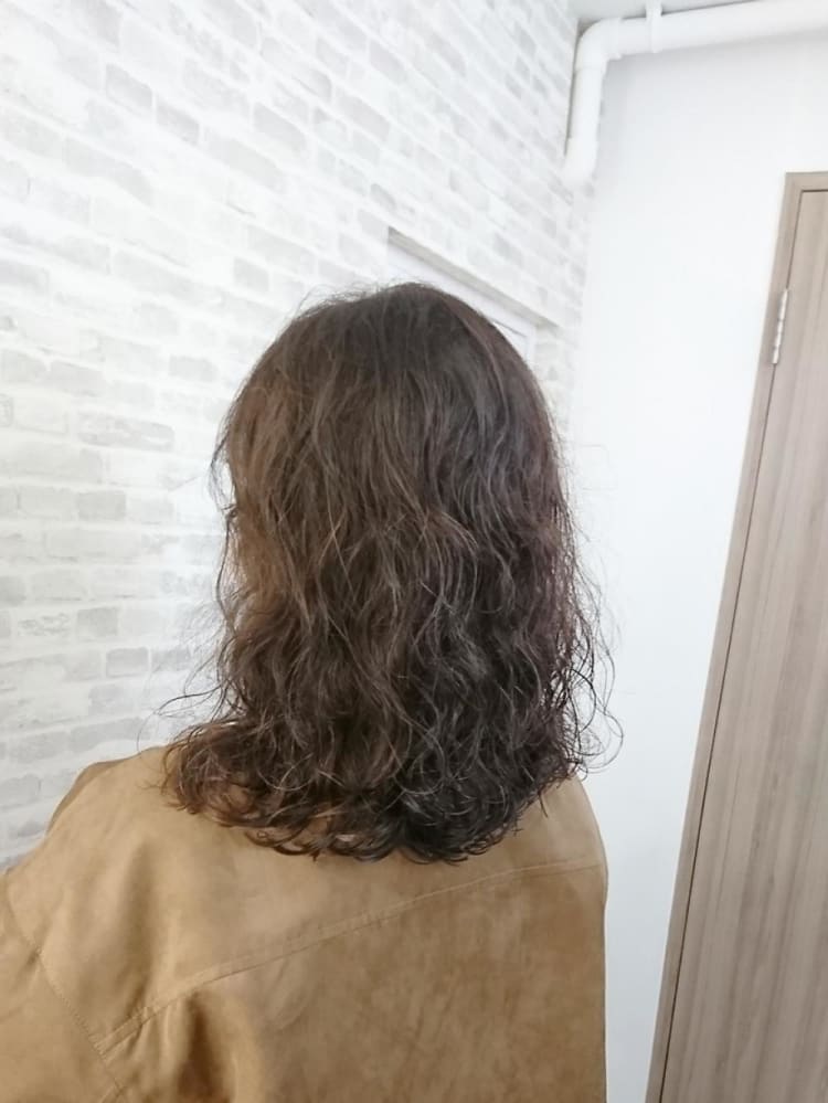 ママさんにもオススメ らくらくラフウエーブパーマ ヘアカタログ Ash 高円寺店 岡田 千英里 ヘアサロン 美容院 Ash オフィシャルサイト