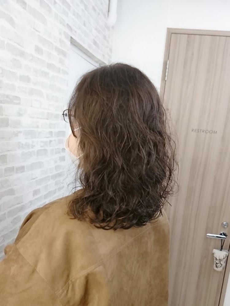 ママさんにもオススメ らくらくラフウエーブパーマ ヘアカタログ Ash 高円寺店 岡田 千英里 ヘアサロン 美容院 Ash オフィシャルサイト