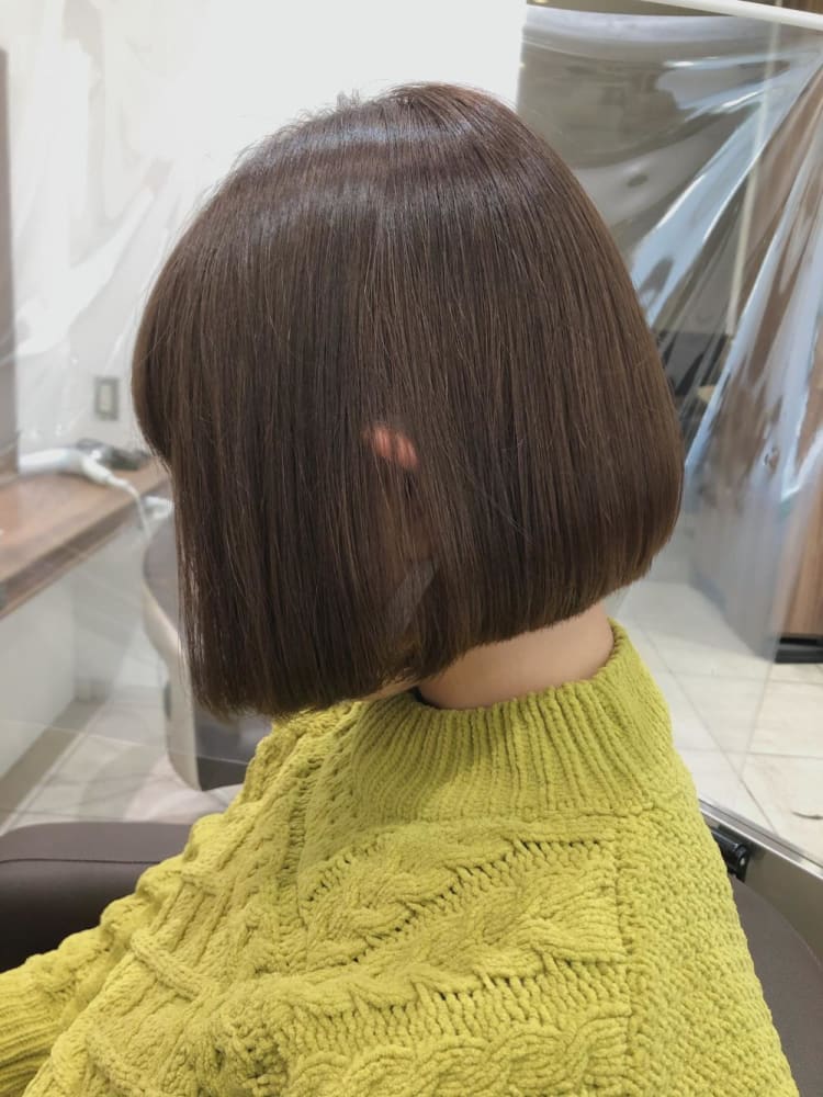 ぱつっとボブ 綺麗なカットライン ヘアカタログ Ash 豊田店 高橋 美耶己 ヘアサロン 美容院 Ash オフィシャルサイト