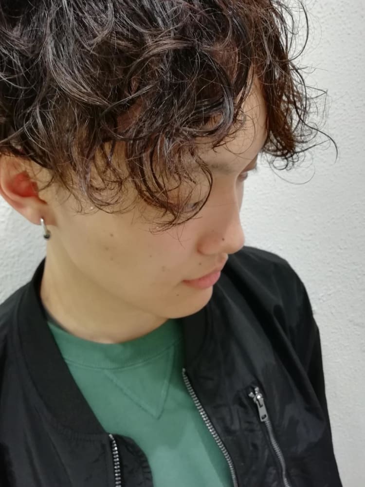 センターパート スパイラルパーマ ヘアカタログ Ash 元住吉店 木村 和人 ヘアサロン 美容院 Ash オフィシャルサイト センターパート スパイラルパーマ ヘアカタログ Ash 元住吉店 木村 和人 ヘアサロン 美容院 Ash オフィシャルサイト