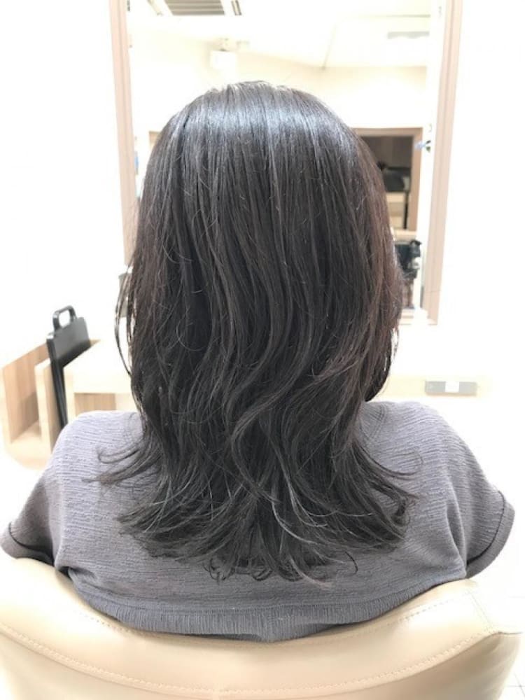 くせ毛さんナチュラルセミロング ヘアカタログ Ash 国立店 横山 真由美 ヘアサロン 美容院 Ash オフィシャルサイト くせ毛さんナチュラルセミロング ヘアカタログ Ash 国立店 横山 真由美 ヘアサロン 美容院 Ash オフィシャルサイト