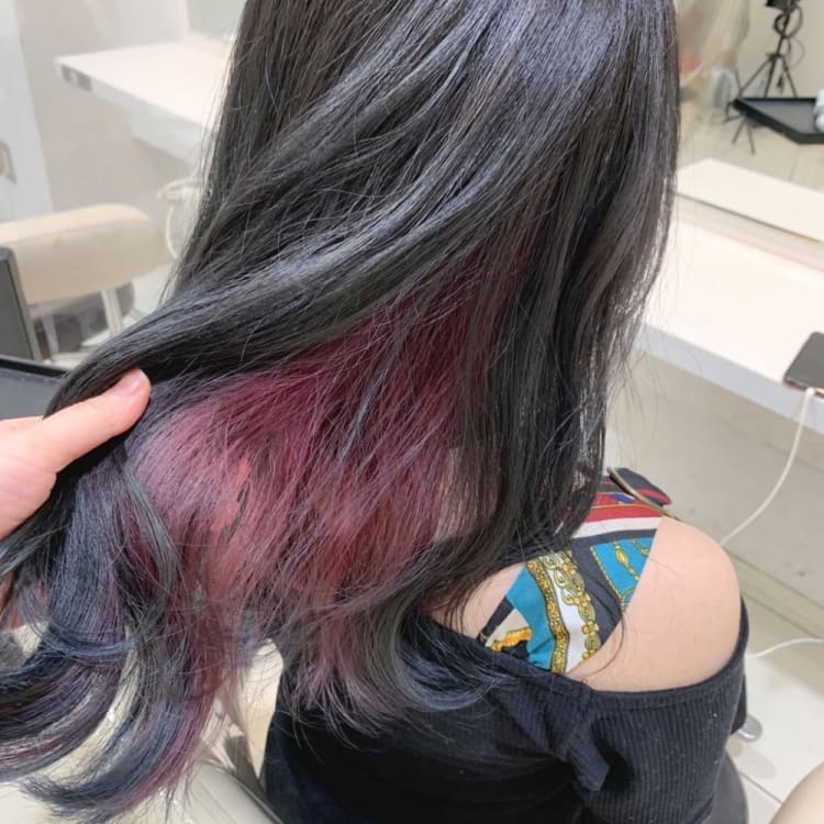 秋冬にオススメ ブルージュ カシスピンクのインナーカラー ヘアカタログ Ash 武蔵小金井店 高橋 優子 ヘアサロン 美容院 Ash オフィシャルサイト