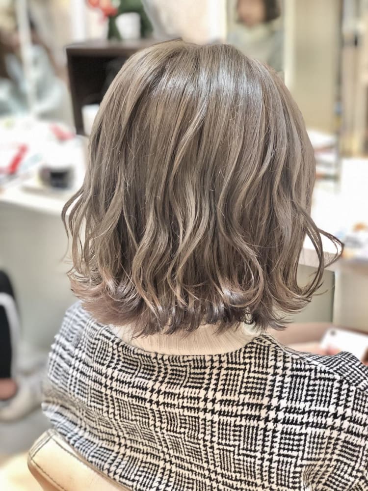 アッシュベージュ 外ハネボブ ヘアカタログ Ash 久我山店 木下 桜