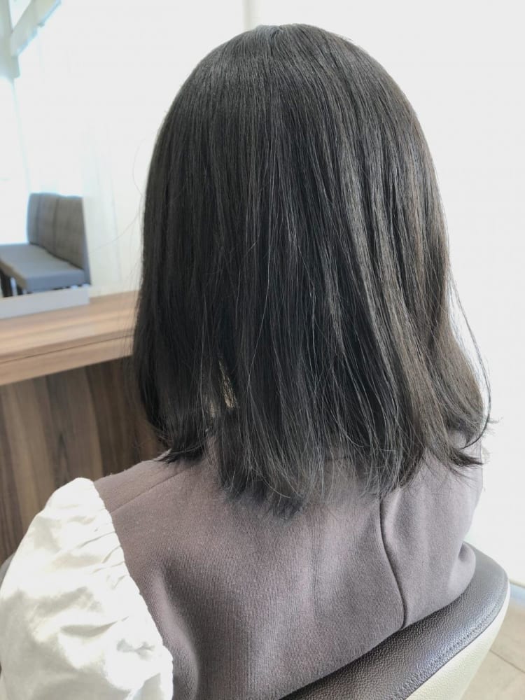 耳掛けしても可愛い 切りっぱなしボブ ヘアカタログ Ash 豊田店 高橋 美耶己 ヘアサロン 美容院 Ash オフィシャルサイト