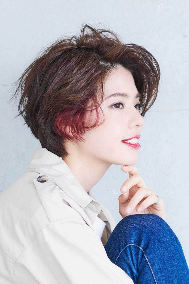 ワンポイントインナーカラーでワンランク上の大人ショートヘア ヘアカタログ Ash 三鷹店 Ash 三鷹店 ヘアサロン 美容院 Ash オフィシャルサイト