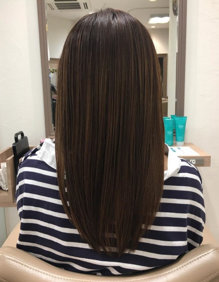 セミロングストレートスタイル ヘアカタログ Ash 国立店 平野 秀隆