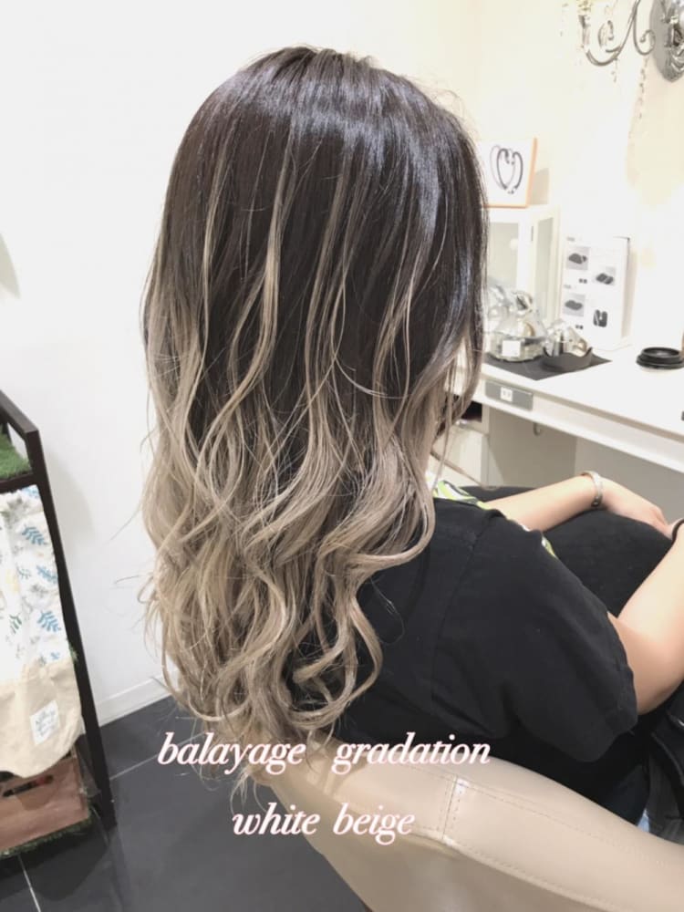 ホワイトベージュ バレイヤージュ ヘアカタログ Ash 大宮店 山崎 俊輔 ヘアサロン 美容院 Ash オフィシャルサイト ホワイトベージュ バレイヤージュ ヘアカタログ Ash 大宮店 山崎 俊輔 ヘアサロン 美容院 Ash オフィシャルサイト