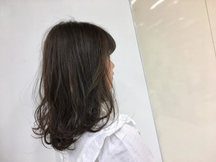 抜群の透明感 ブリーチなしのダブルカラー ヘアカタログ Ash 桜