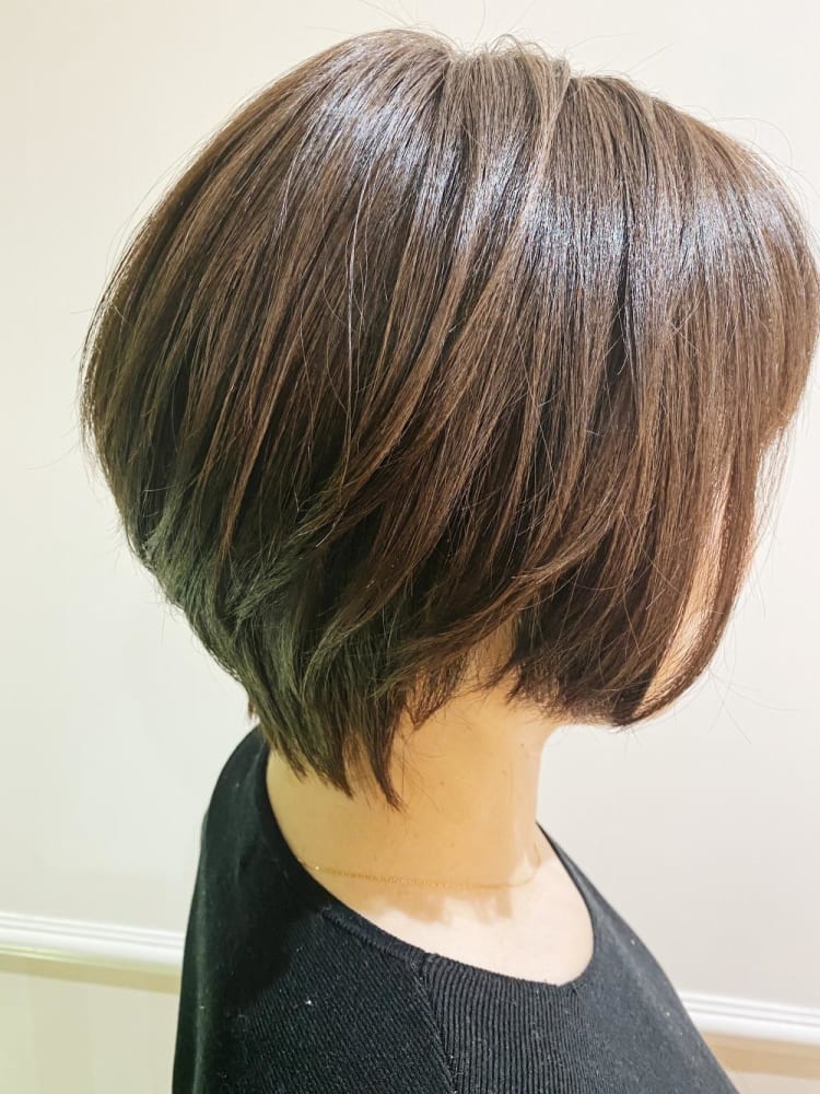 ひし形ショートボブ ヘアカタログ Ash 京王八王子店 古川 佳次 ヘアサロン 美容院 Ash オフィシャルサイト