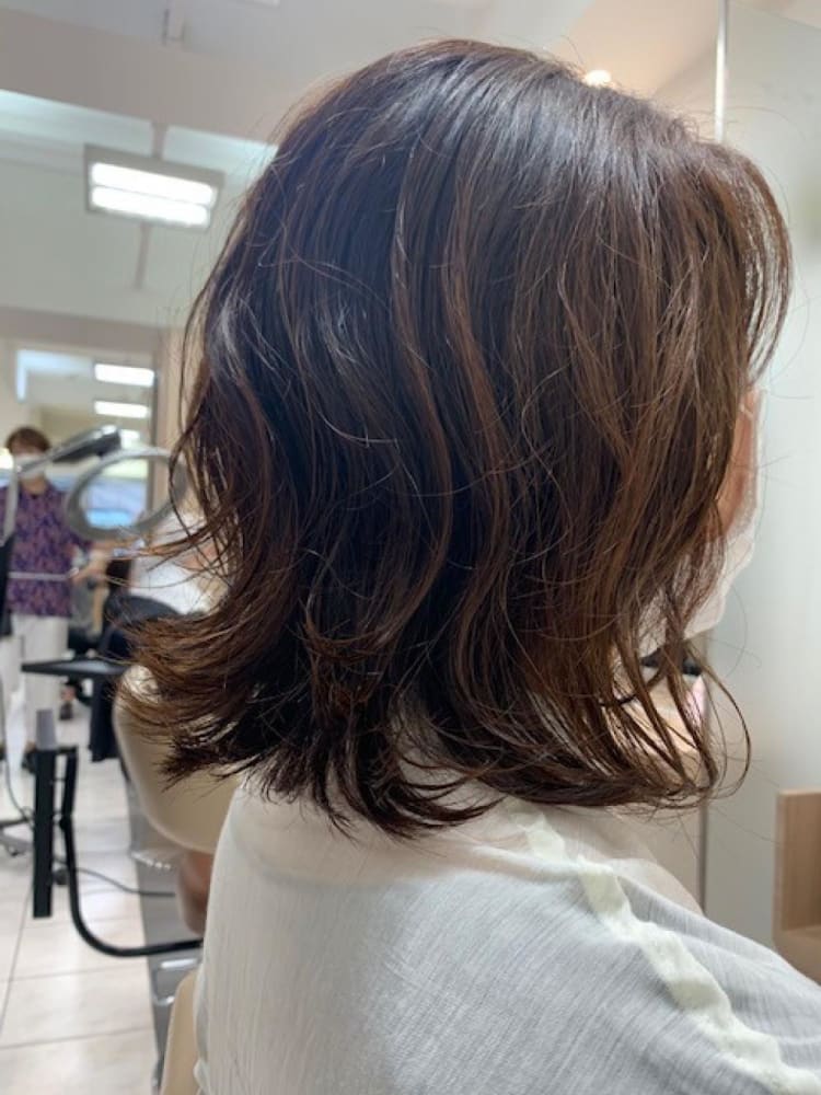 ミディアムボブエアリーパーマ ヘアカタログ Ash 国立店 横山 真由美 ヘアサロン 美容院 Ash オフィシャルサイト