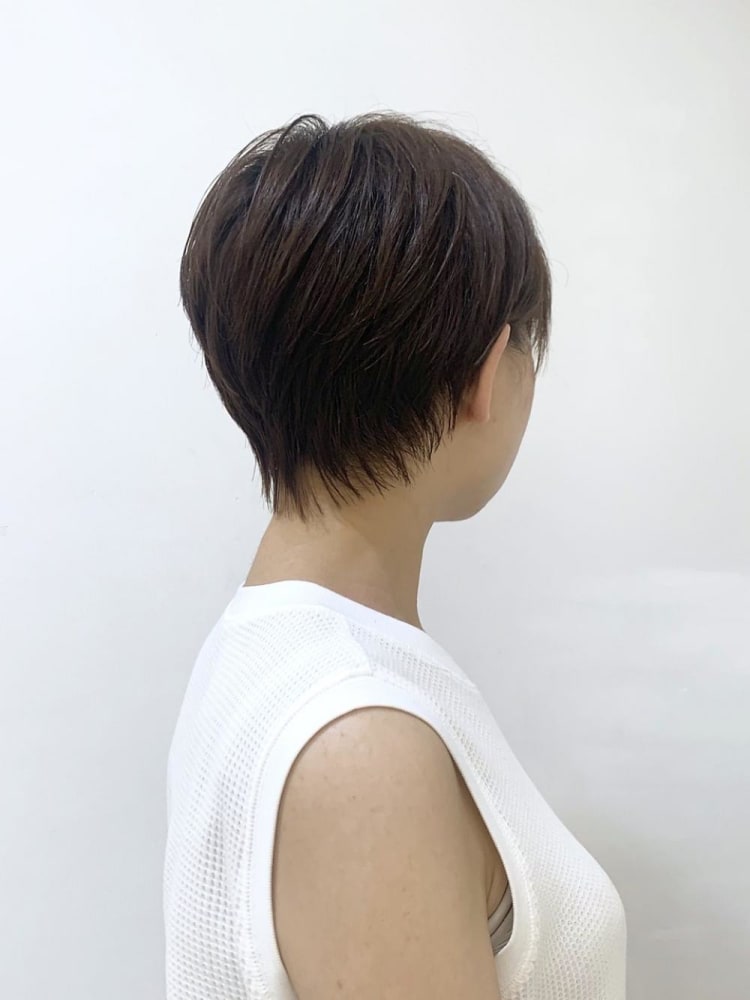 サイドシルエット抜群ショートヘア ヘアカタログ Ash 元町店 竹松