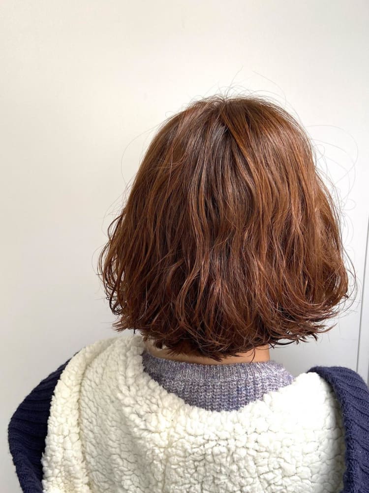 ミディアムパーマスタイル ヘアカタログ Ash 高津店 北 早耶香 ヘアサロン 美容院 Ash オフィシャルサイト