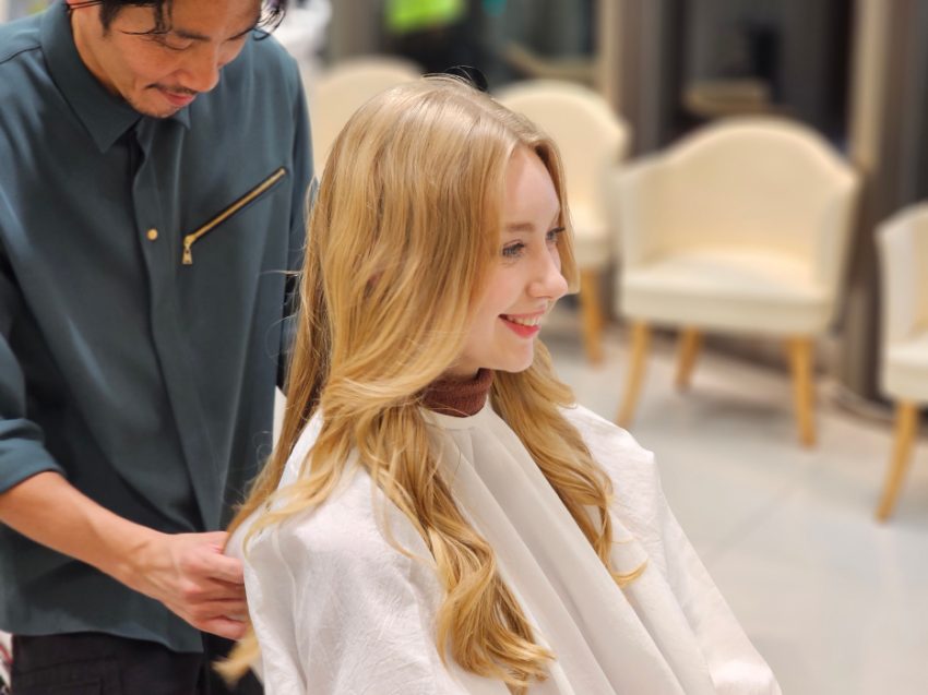 ミス・インターナショナル2022ジャスミン・セルバーグさんがAsh 池袋店