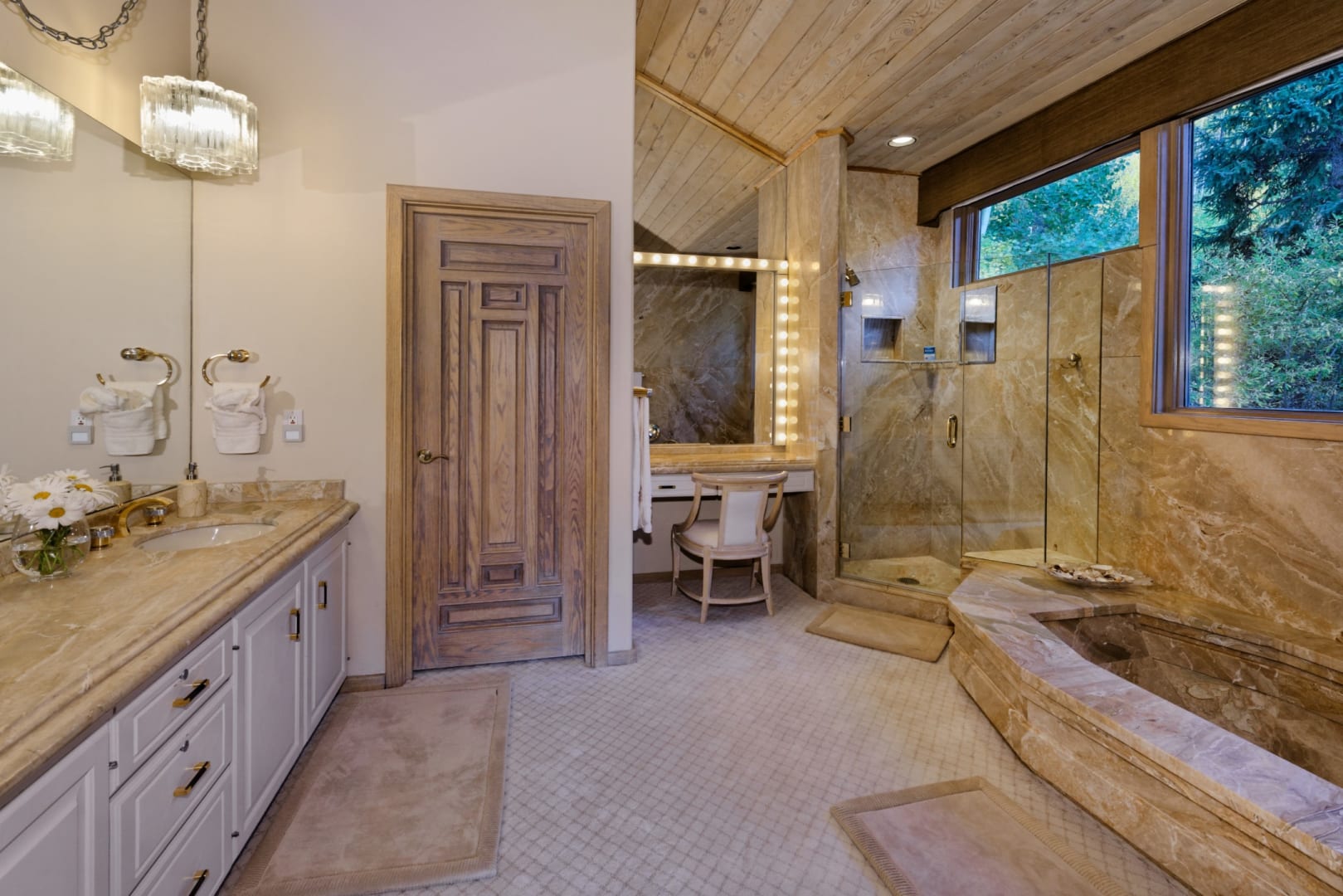 Snowmass Slopeside Primary Bathroom