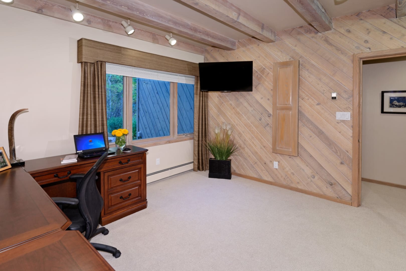 Snowmass Slopeside Office