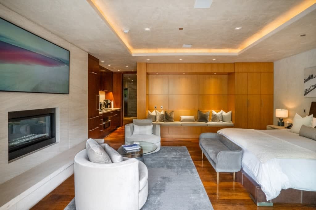 The Motherlode Penthouse Primary Bedroom