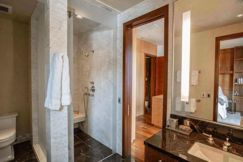 The Motherlode Penthouse Bedroom 4 Bathroom
