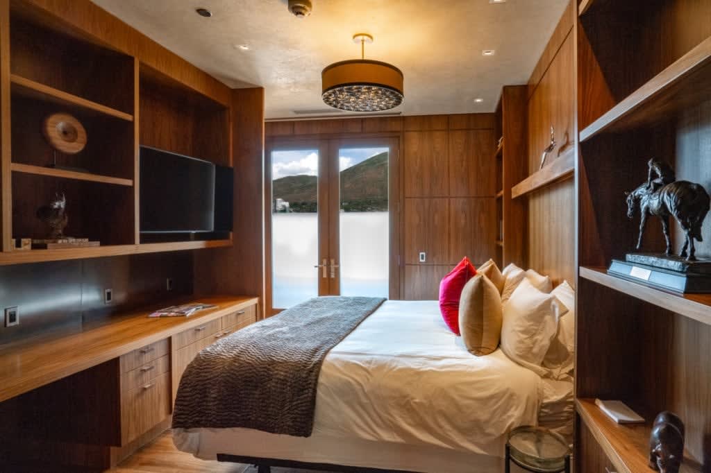 The Motherlode Penthouse Bedroom 5