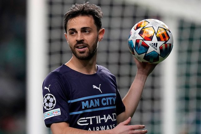 Infomainbola 3 Alasan Xavi Lebih Suka Bernardo Silva daripada Frenkie de Jong