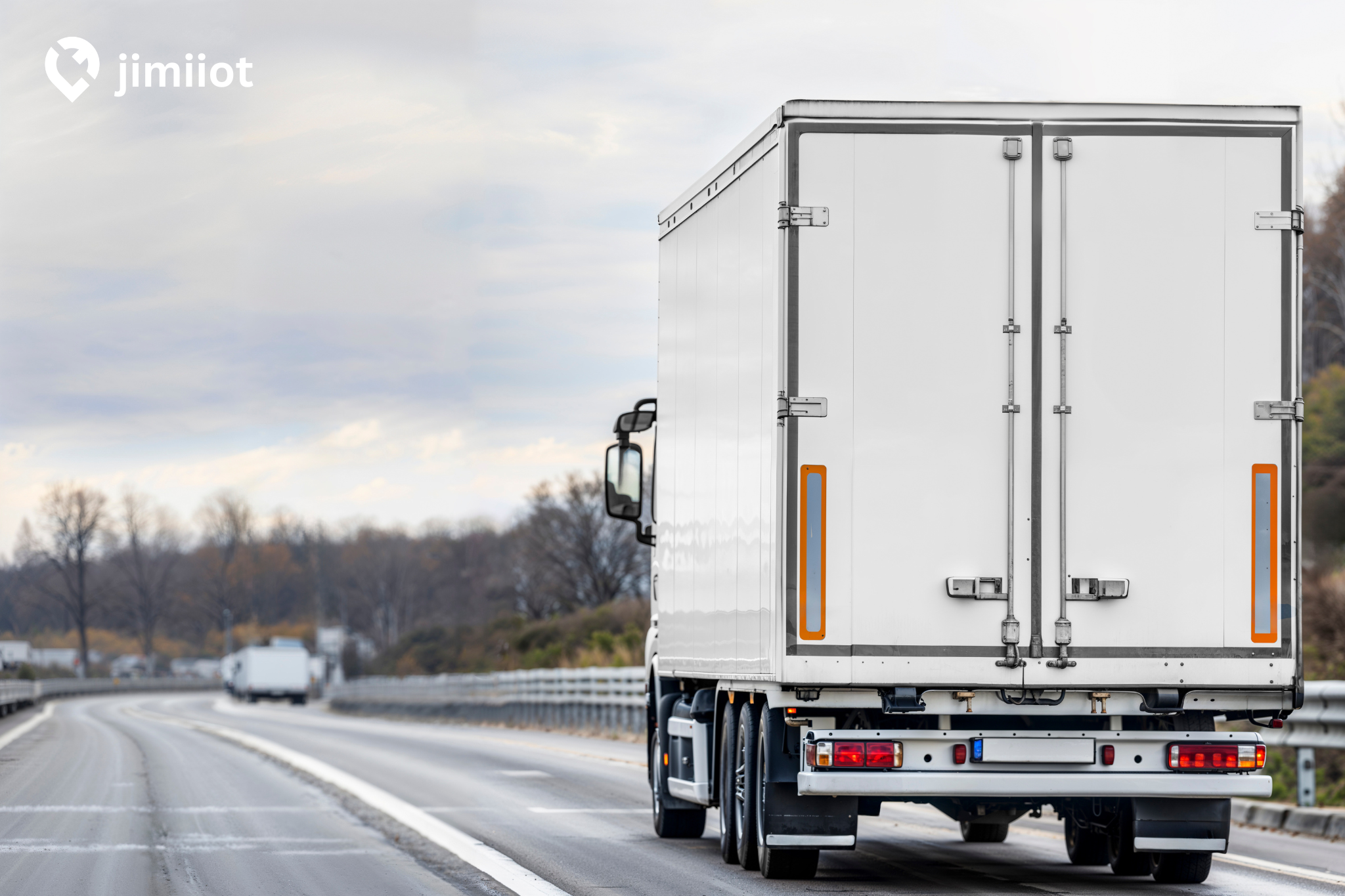 IoT Cold Chain Logistics: Smart Shipping for Food & Pharma