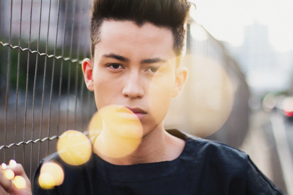 How to Know if an Aries Man is Playing You? 10 Signs!