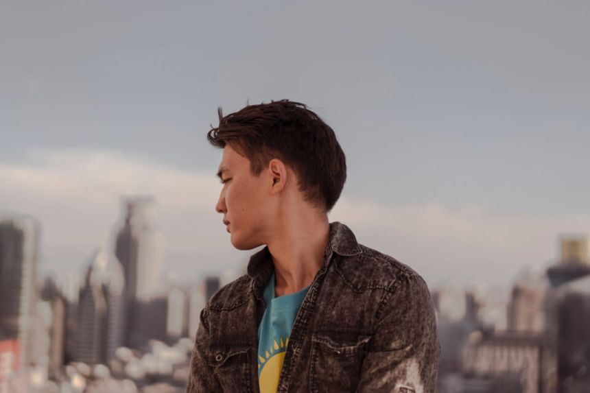 10 Signs an Aries Man is Not Into You