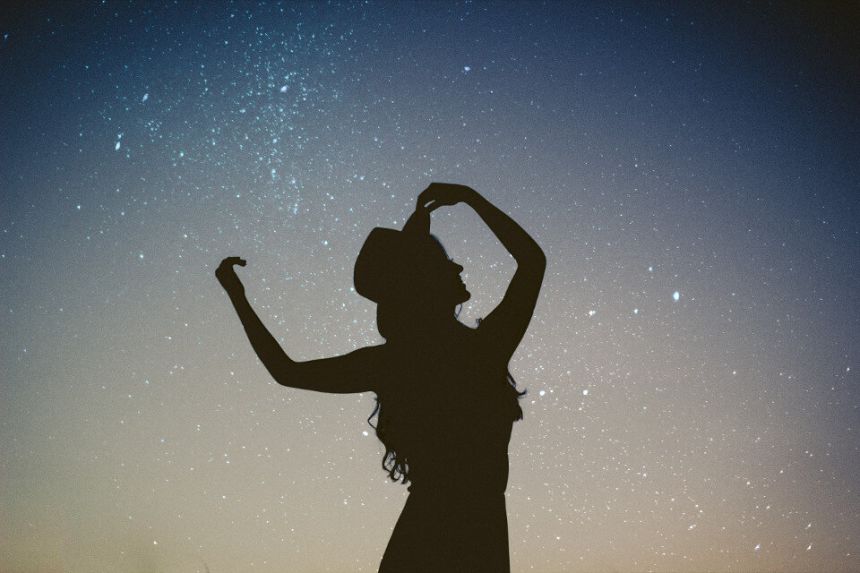 Sun Sign vs Moon Sign: How they affect your personality?