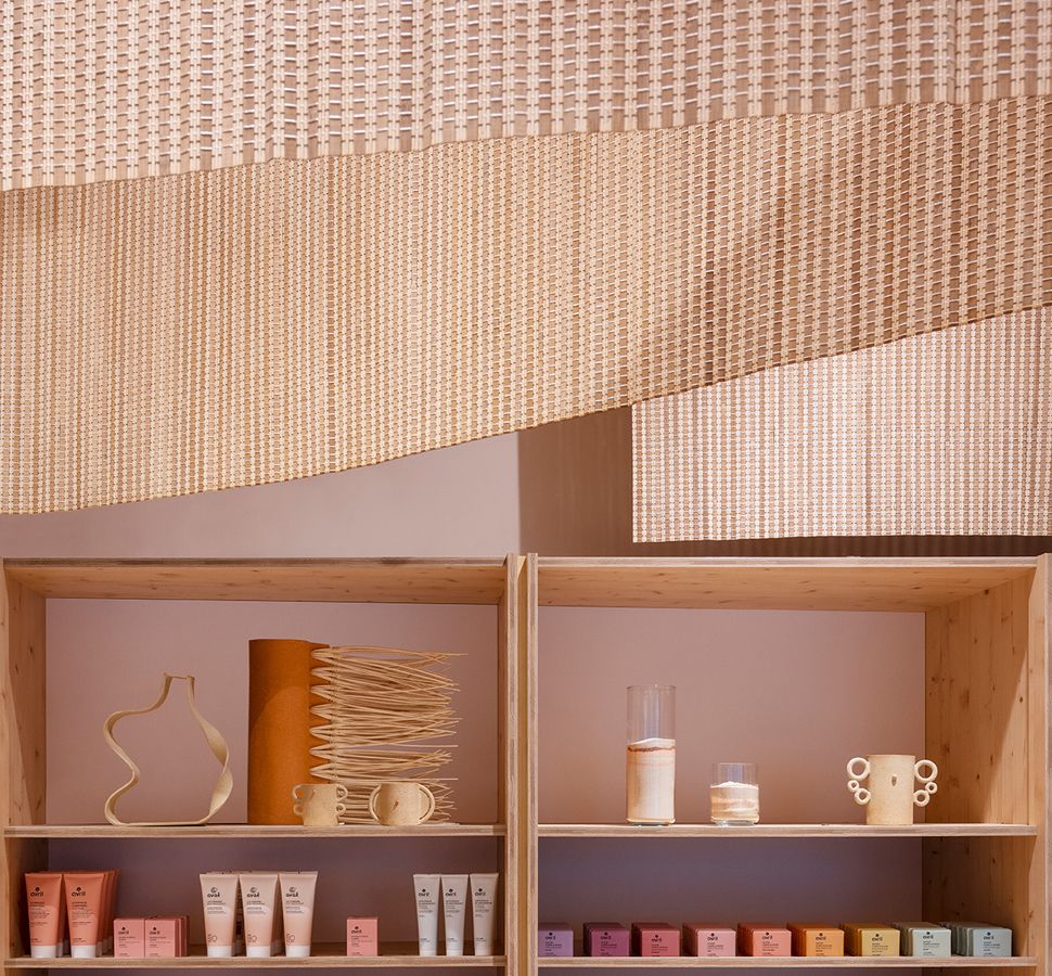 Architecture intérieure, Fibre végétale, Boutique Avril Centre commercial Aéroville