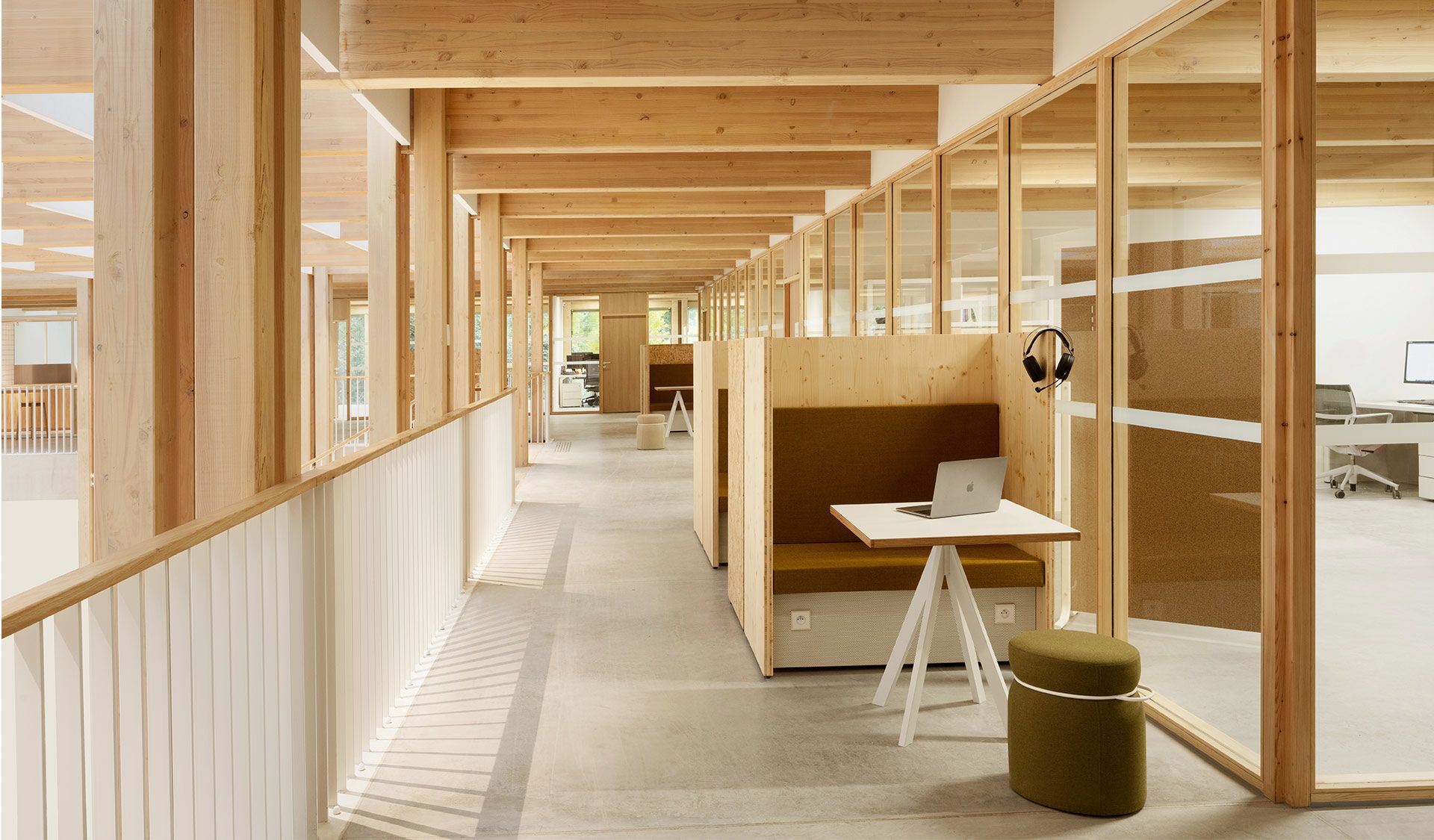  Architecture - Bâtiment d'exploitation dans le Parc de la Villette à Paris - 07