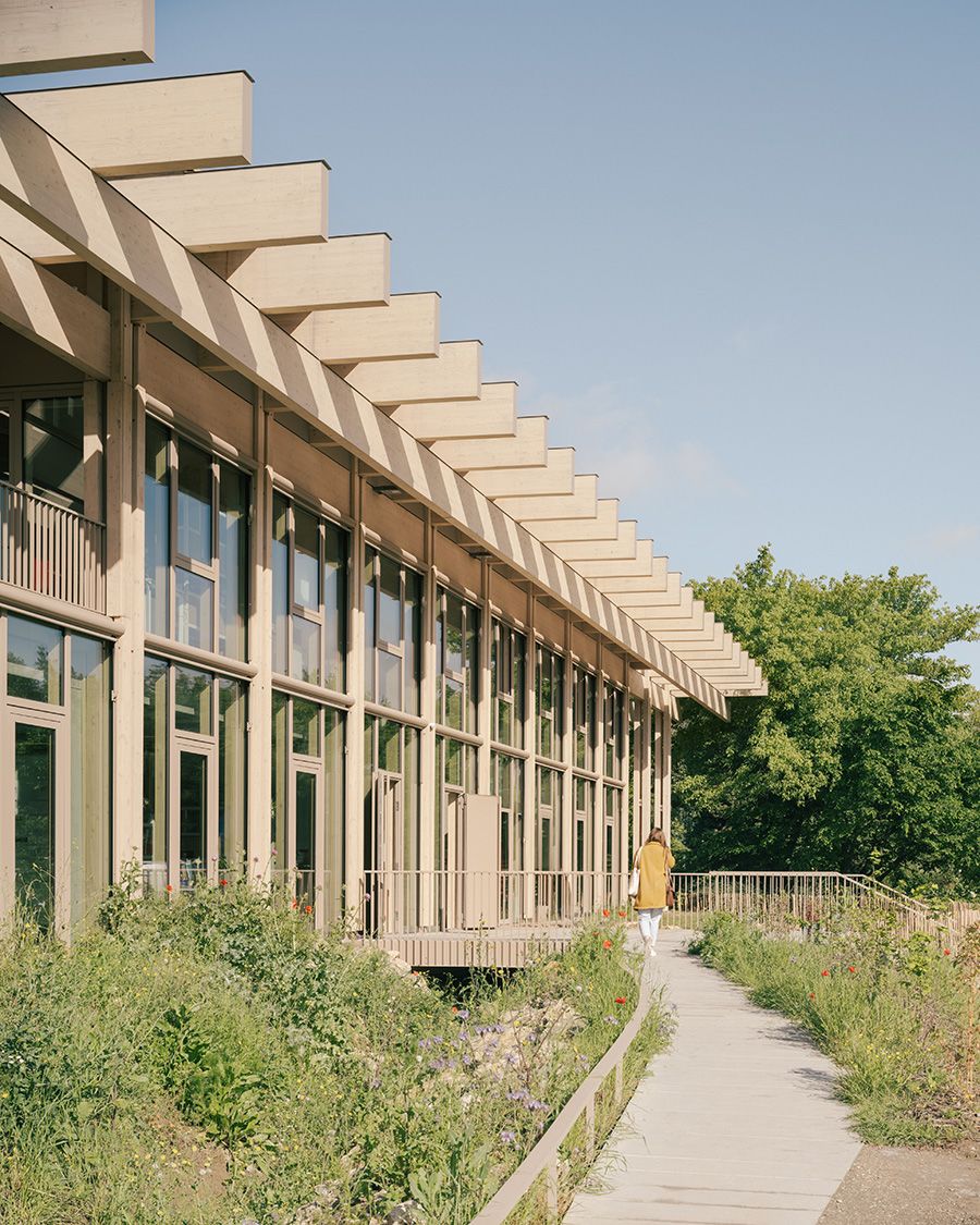 Architecture - Bâtiment d'exploitation dans le Parc de la Villette à Paris - 26
