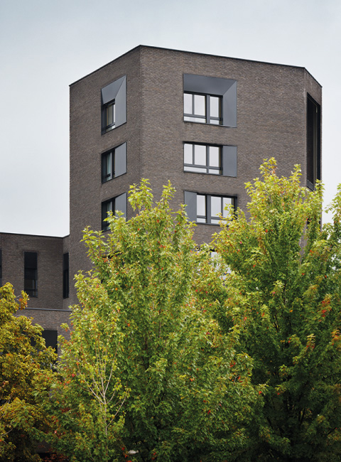 Architecture - Fort de l'est, 70 logements sociaux et commerces à Saint-Denis