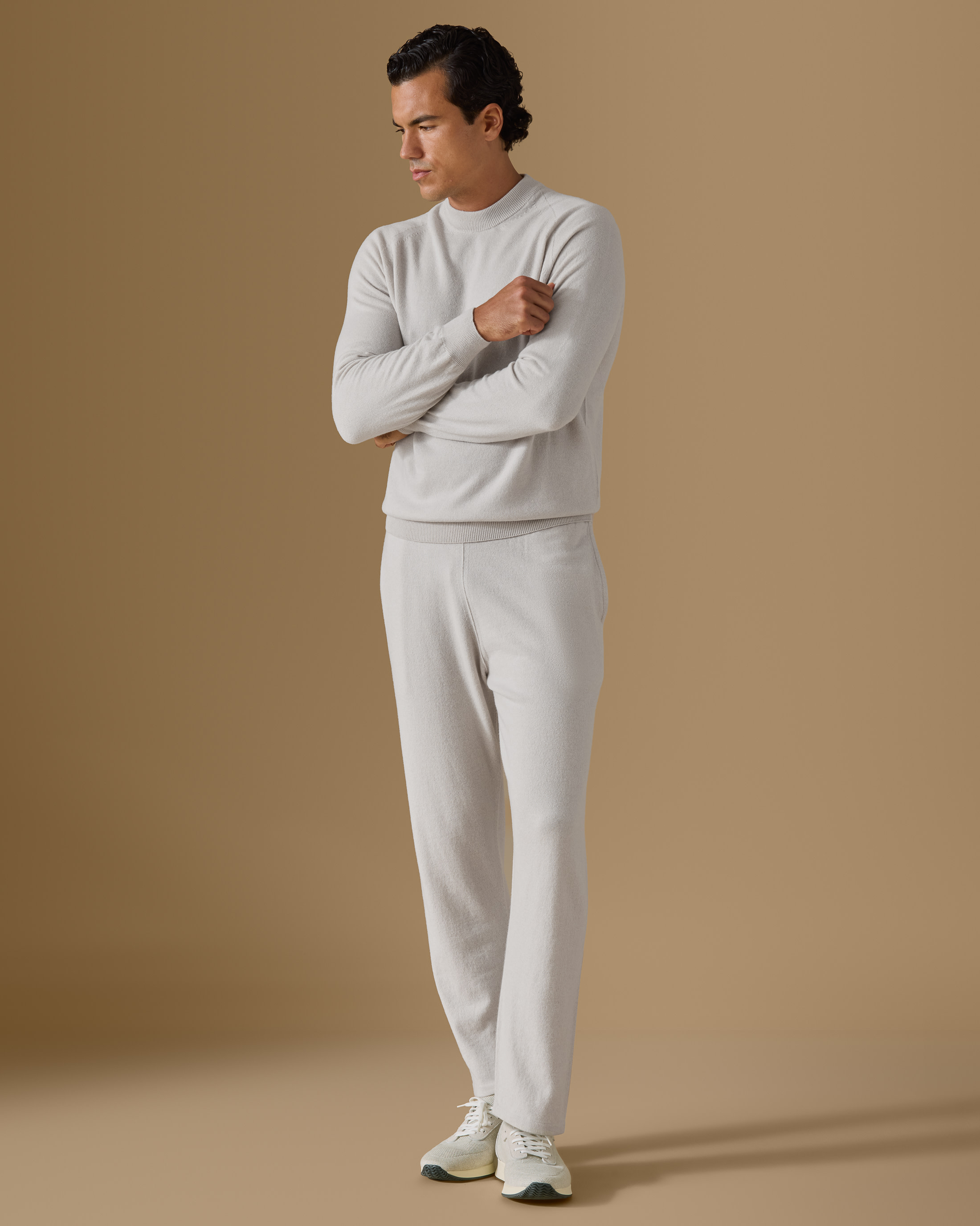 Light-Pebble-Gray-Cashmere-Crew-Neck-Knit-MKC1274-custom-knitwear, view 1 - Atelier Munro