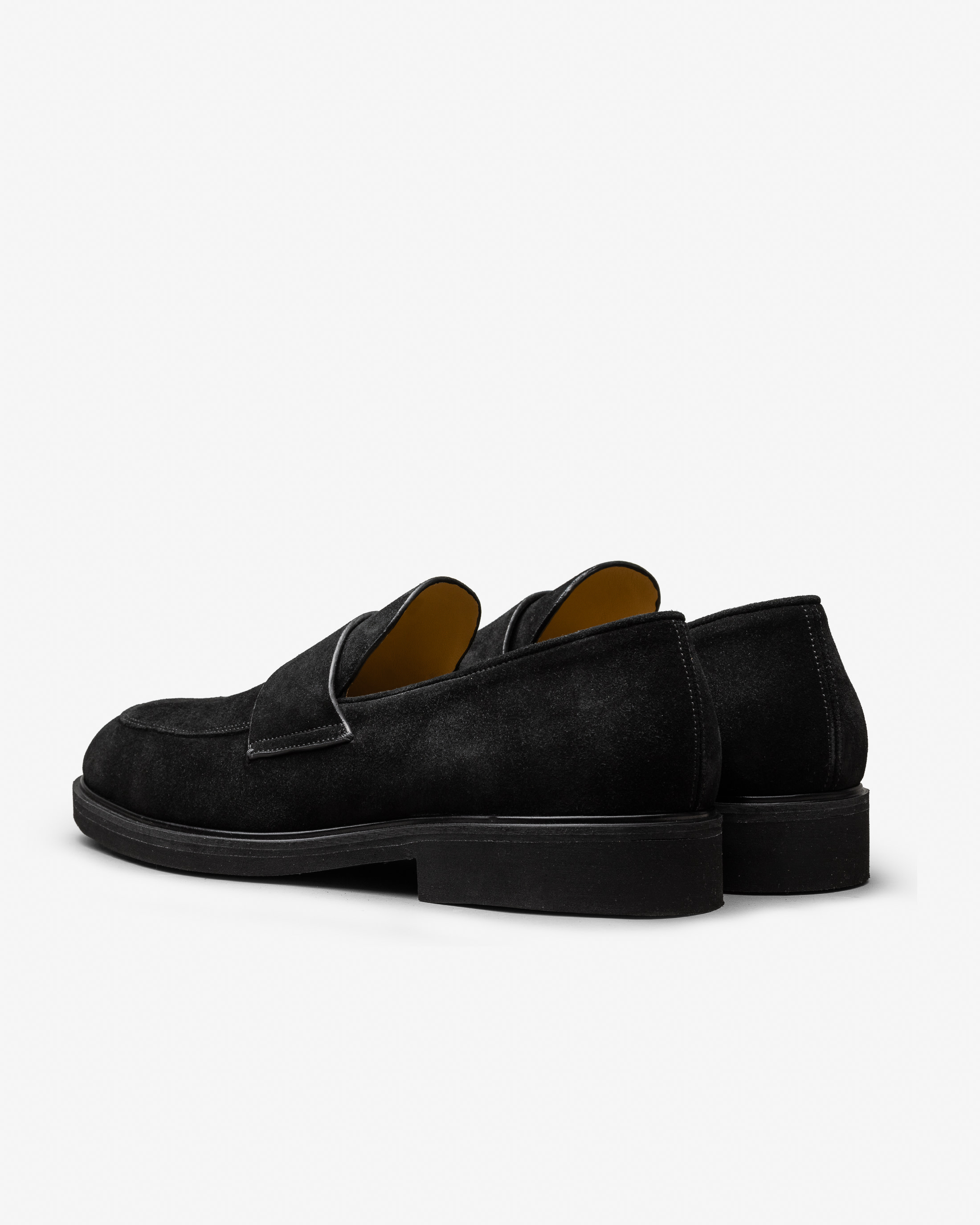 Style-SUE31-custom-shoes-contemporary-round, view 2 - Atelier Munro