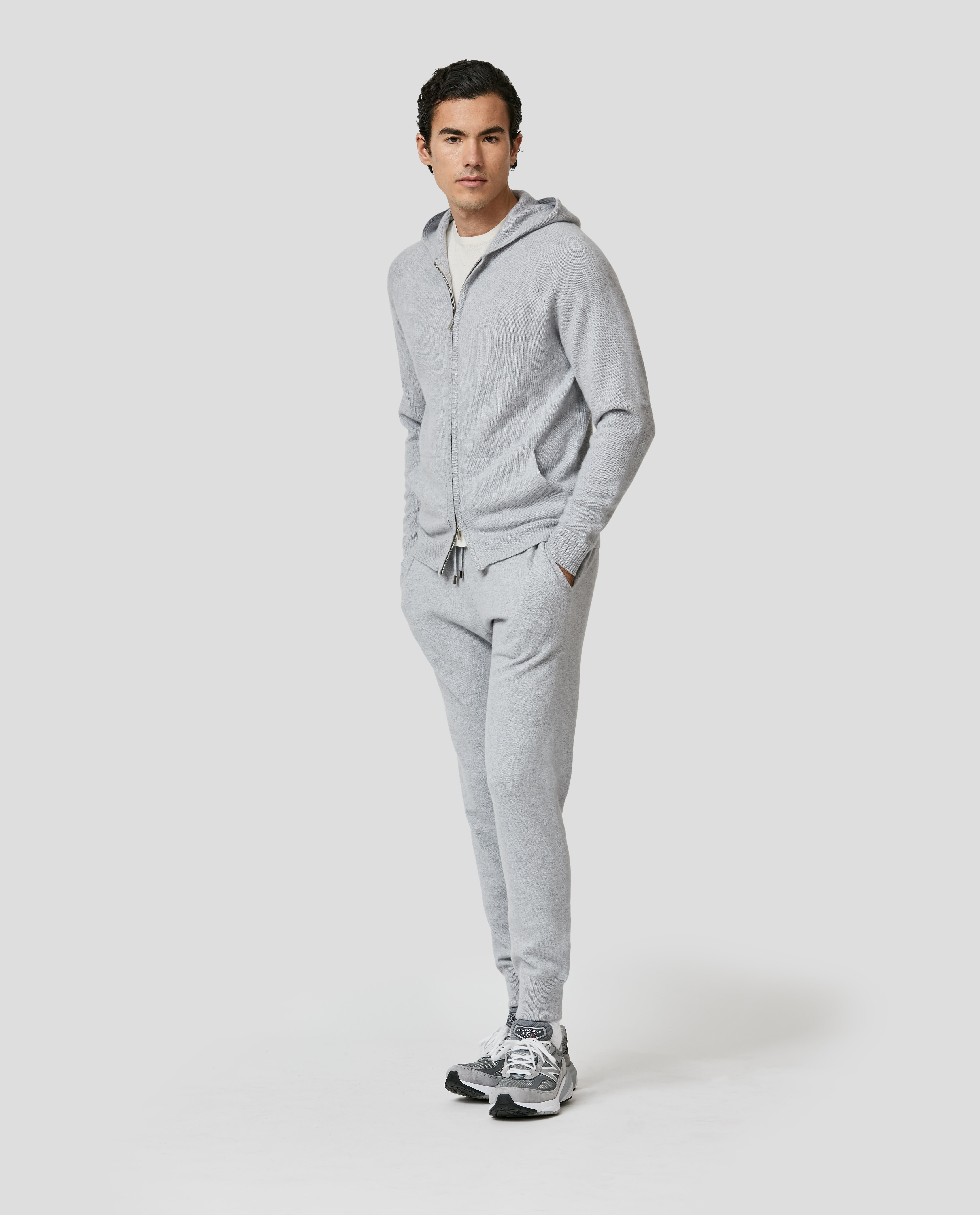 heathered-gray-cashmere-set-off-white-t-shirt-knitstyle-mkc1040, view 0 - Atelier Munro