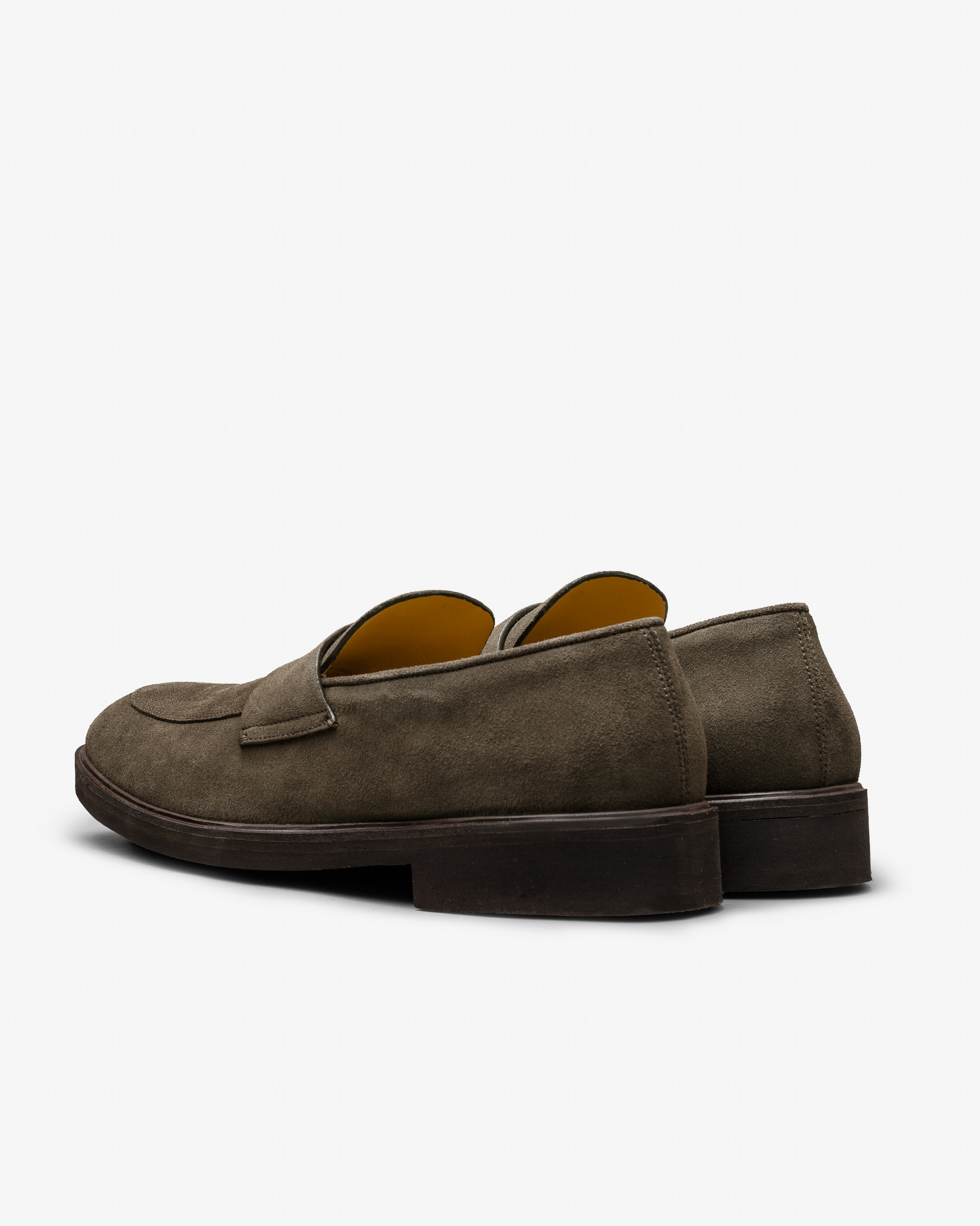 Style-SUE15-custom-shoes-contemporary-round, view 2 - Atelier Munro