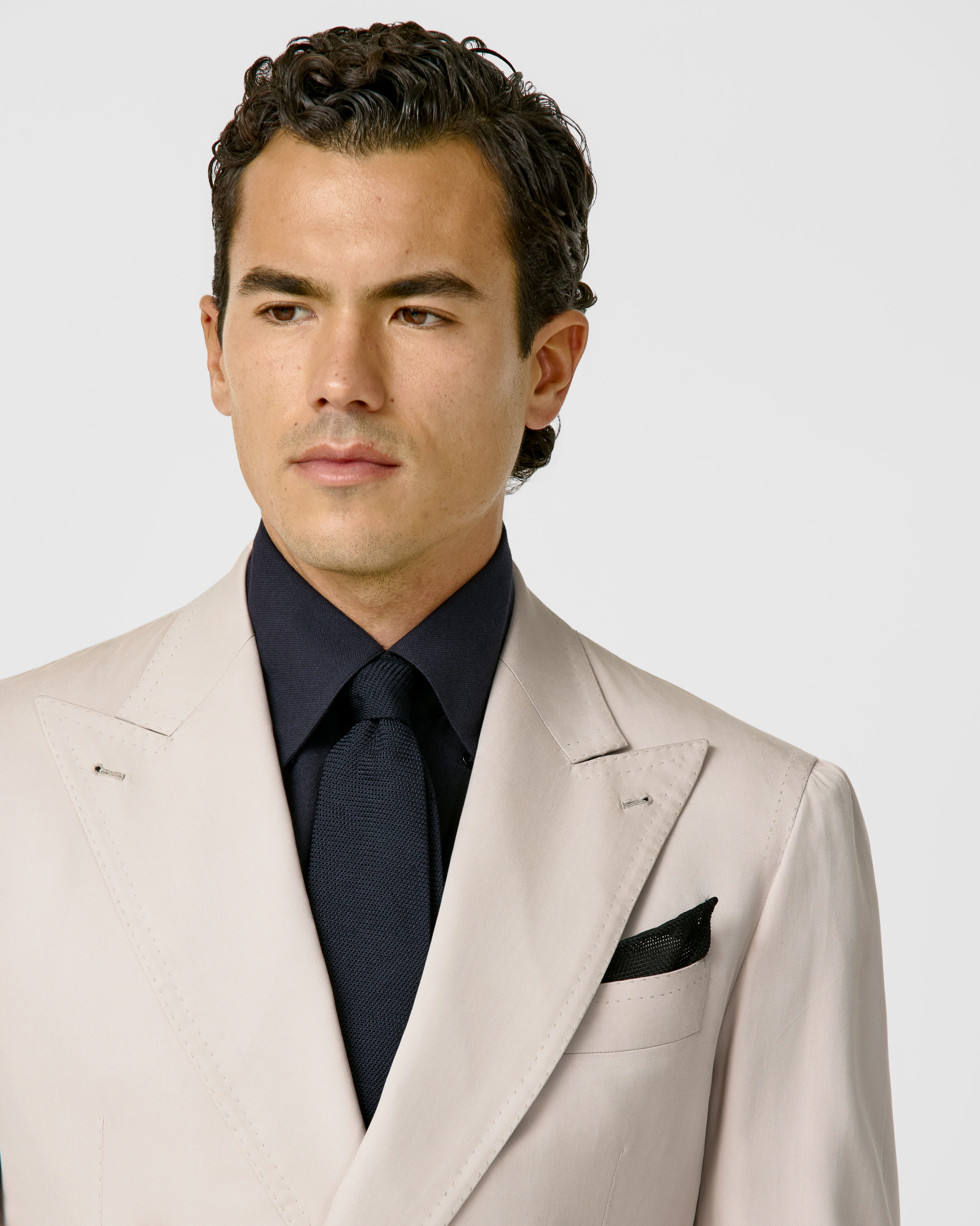 Ecru-Silk-Suit-MS0956-custom-luxury-suits, view 3 - Atelier Munro