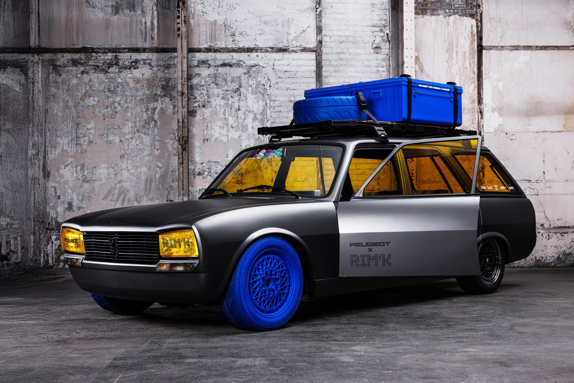 Peugeot 504 Break — nuit Paris 01