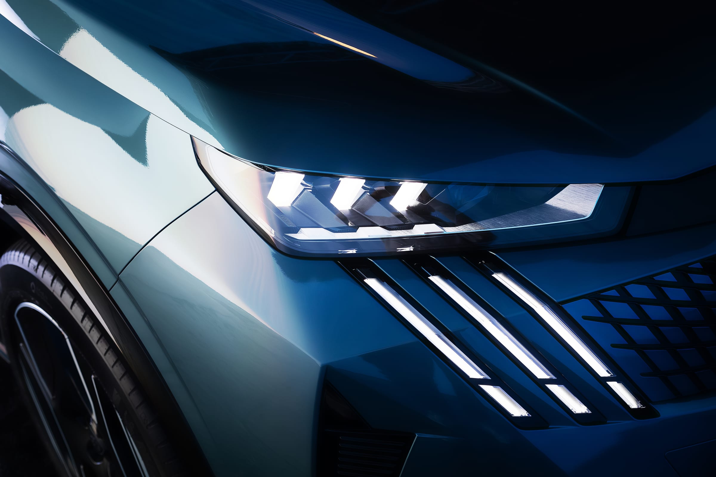 Peugeot 5008 — plan 06