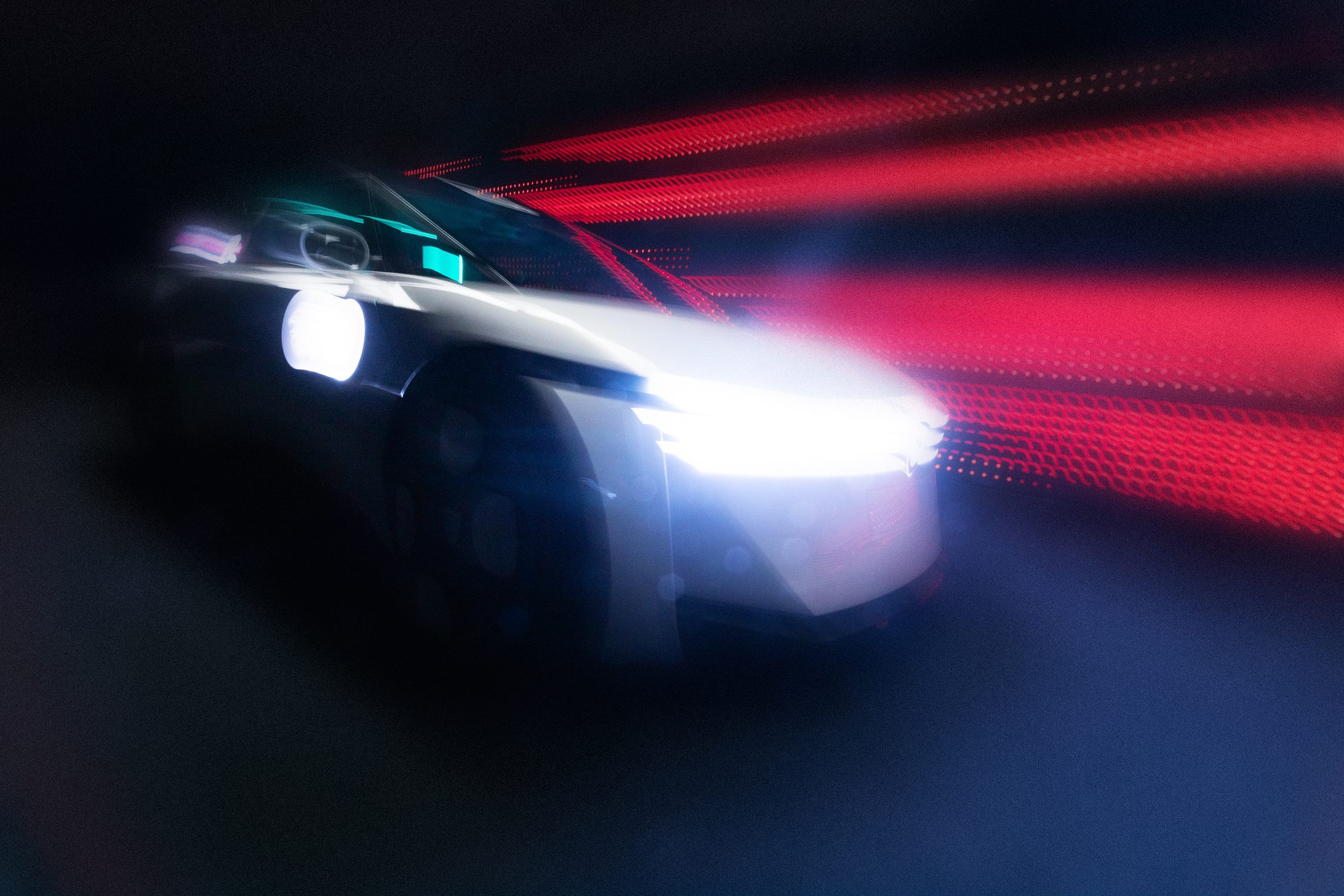 Peugeot Polygon, light trails, avant