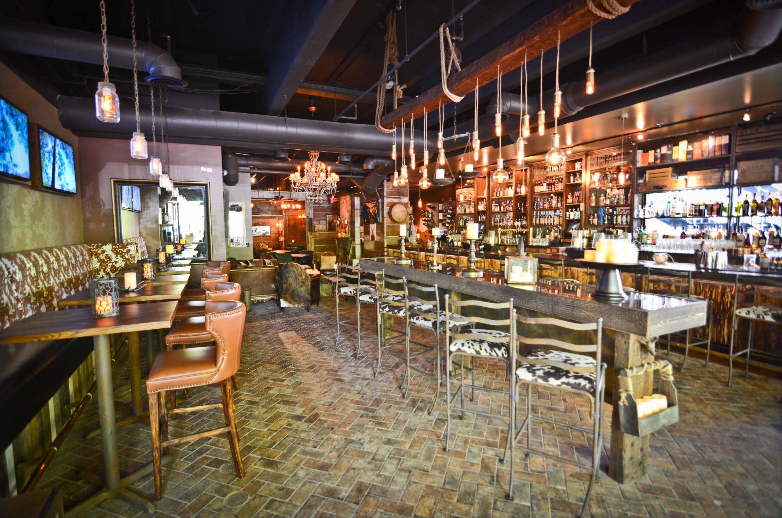 The 10 Best Cocktail Bars In Midtown Atlanta