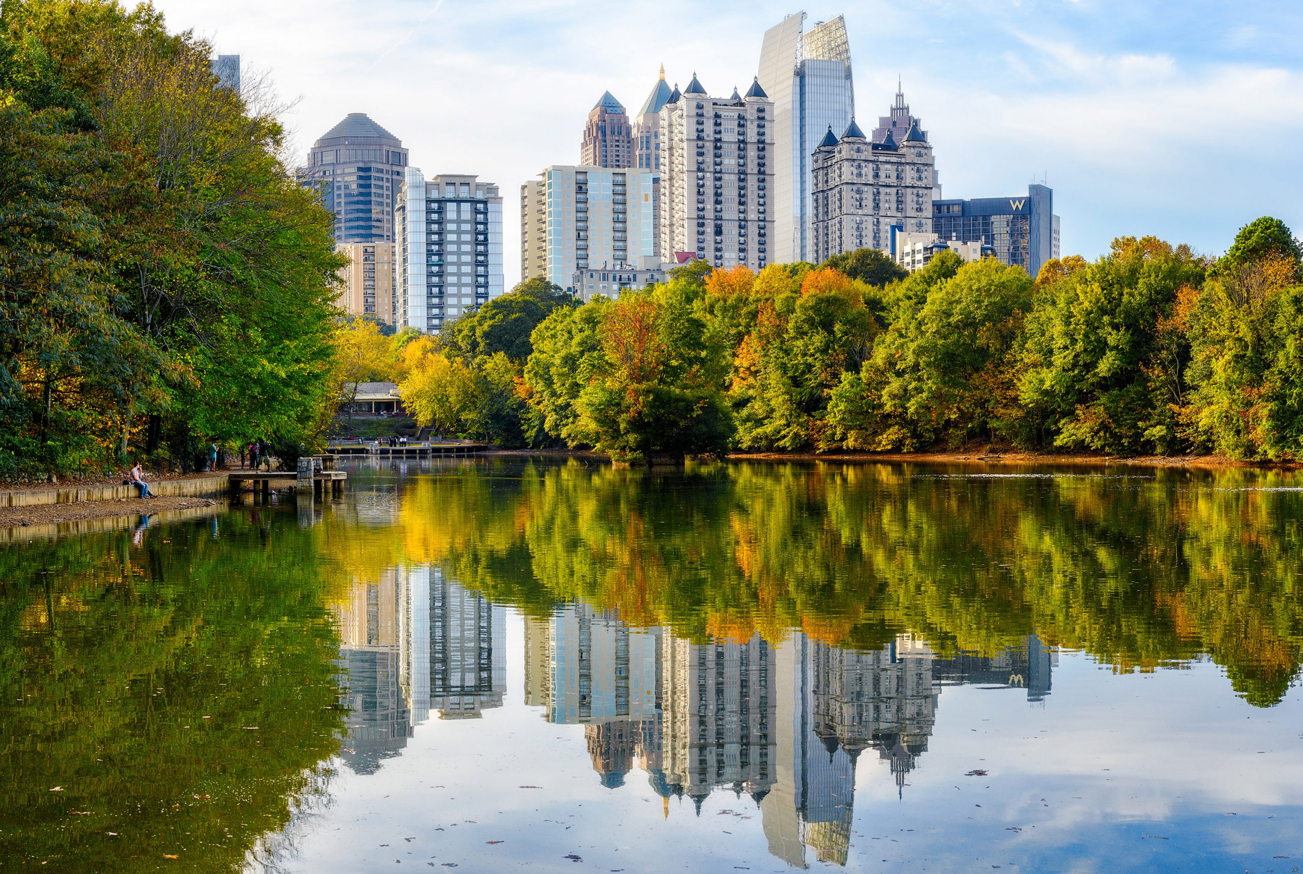 Lake Clara Meer in fall at Piedmont Park in Midtown Atlanta. 