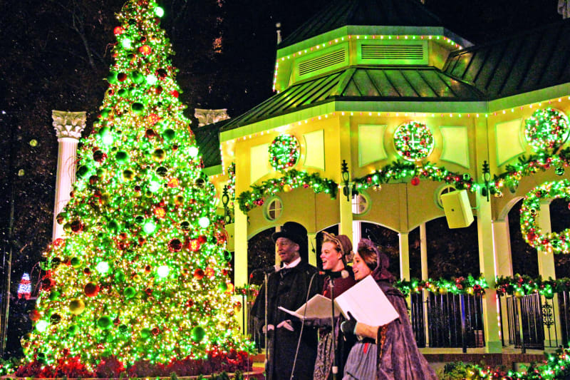 Here's Where To See Holiday Lights In Atlanta Discover Atlanta