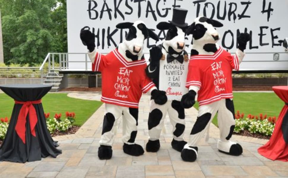 chick-fil-a-backstage-tour.jpg