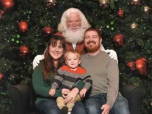 Say ho ho ho from one of Atlanta's most popular Santa destinations, Phipps Plaza