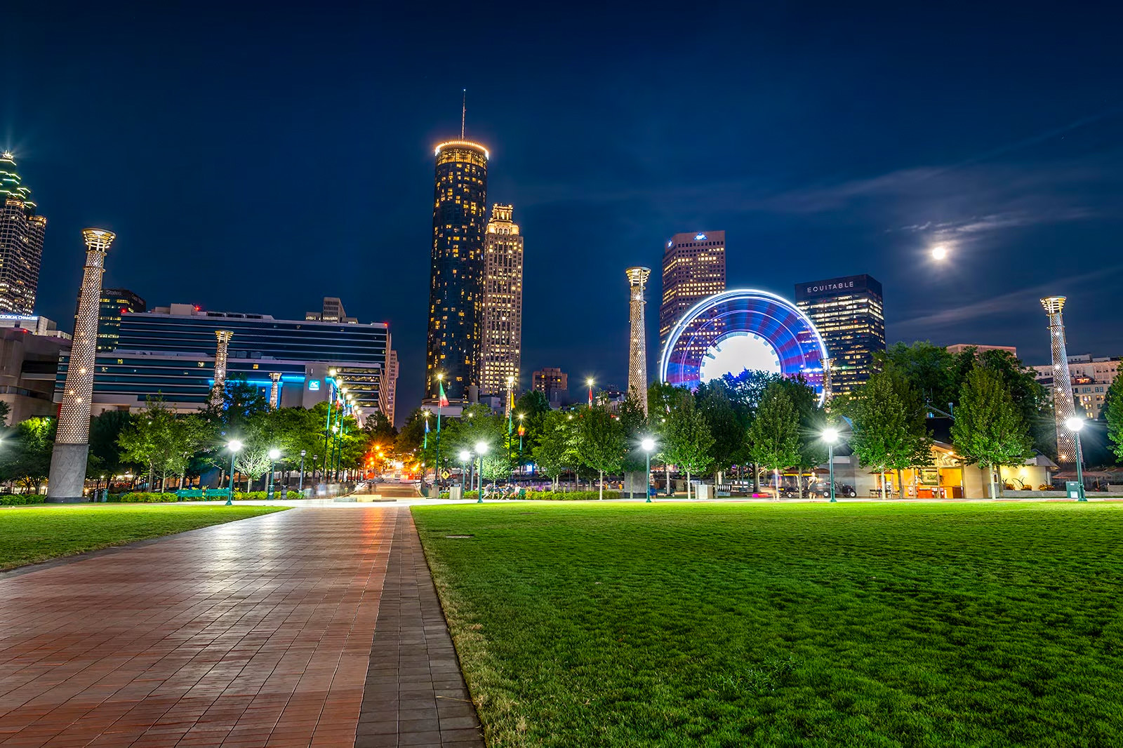 image of downtown atlanta ga