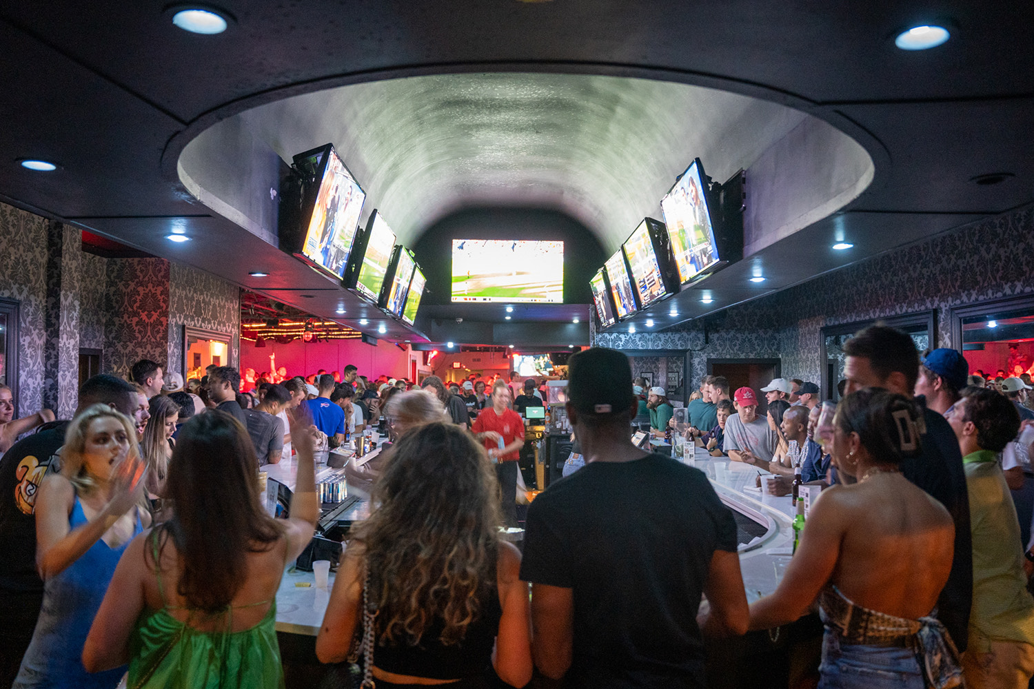 image of Buckhead's many lounges like The Ivy Buckhead