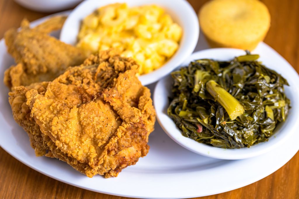 image of fried chicken from Busy Bee in atlanta georgia