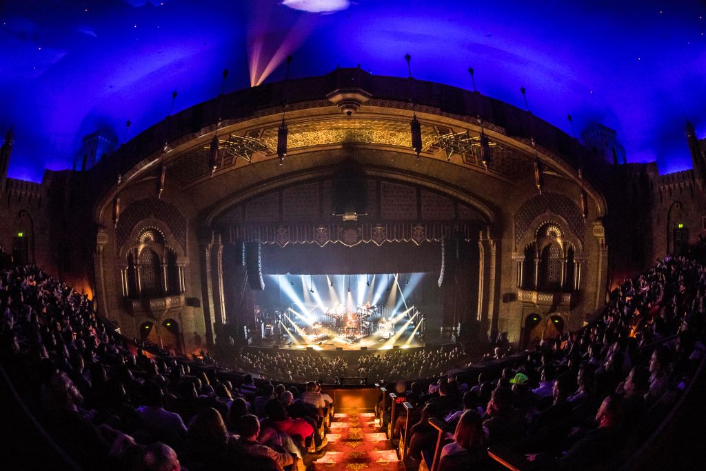 A concert at Fox theatre from the top of the theatre, showing all the audience.