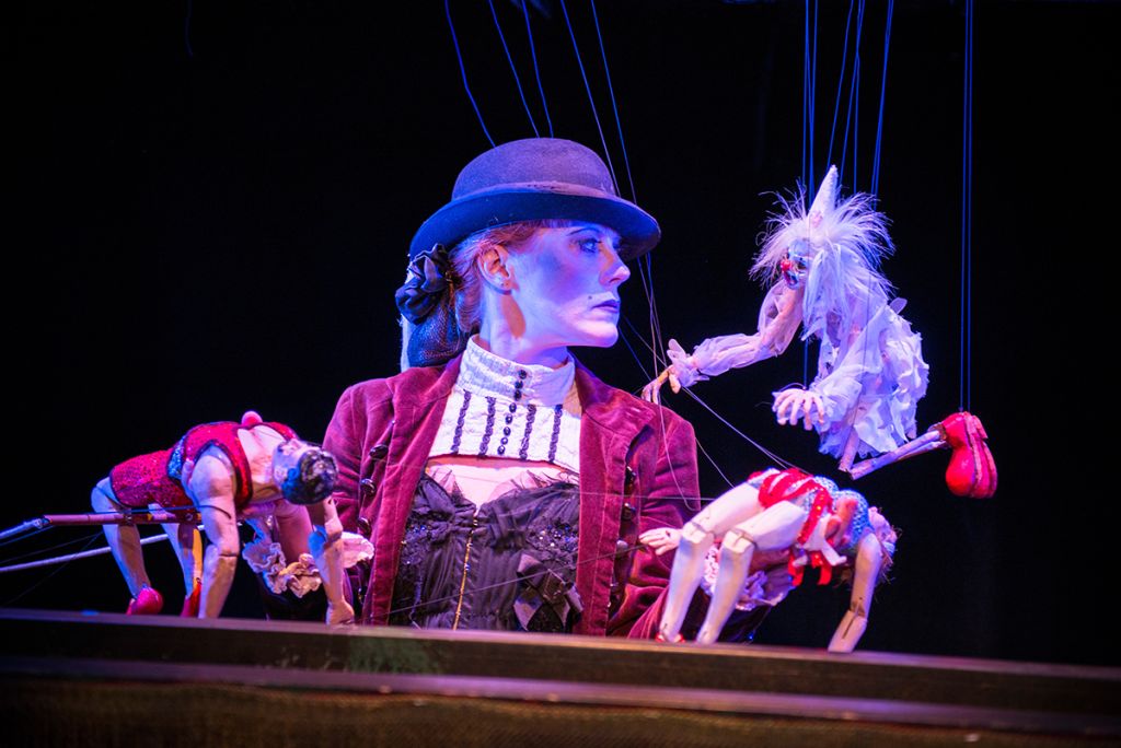 A scene from The Ghastly Dreadfuls at Center for Puppetry Arts. 